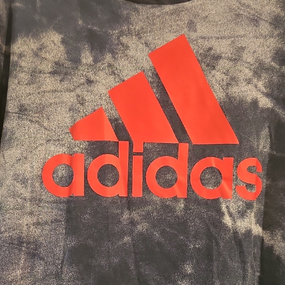 Adidas Blue and Red Short Sleeve Tee with Distinctive Logo - Picture 3 of 4